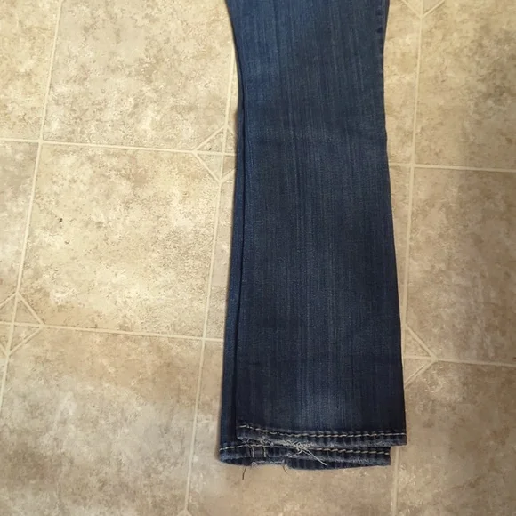 Jeans - Picture 2 of 5